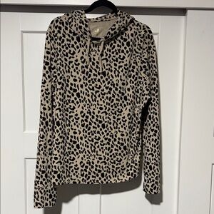 NWoT Belle by Kim Gravel Hoodie